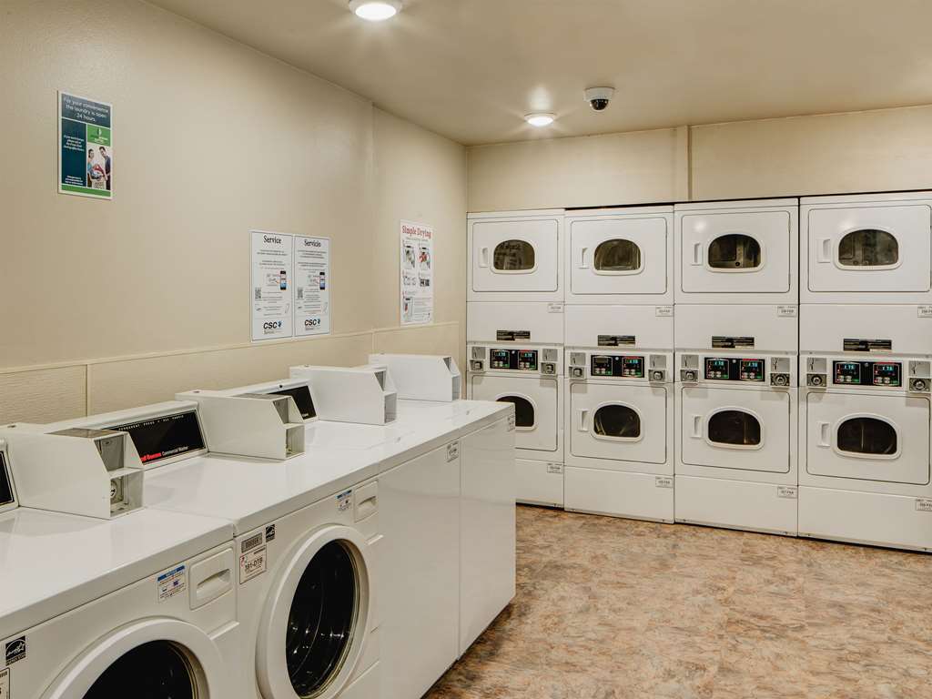 Woodspring Suites Williston Zařízení fotografie